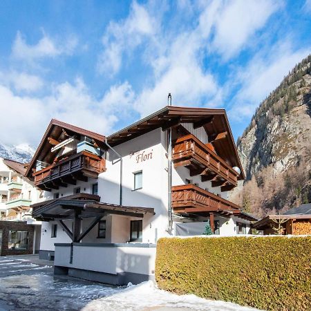 Garni Flori Villa Längenfeld Buitenkant foto