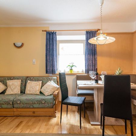 Garni Flori Villa Längenfeld Kamer foto
