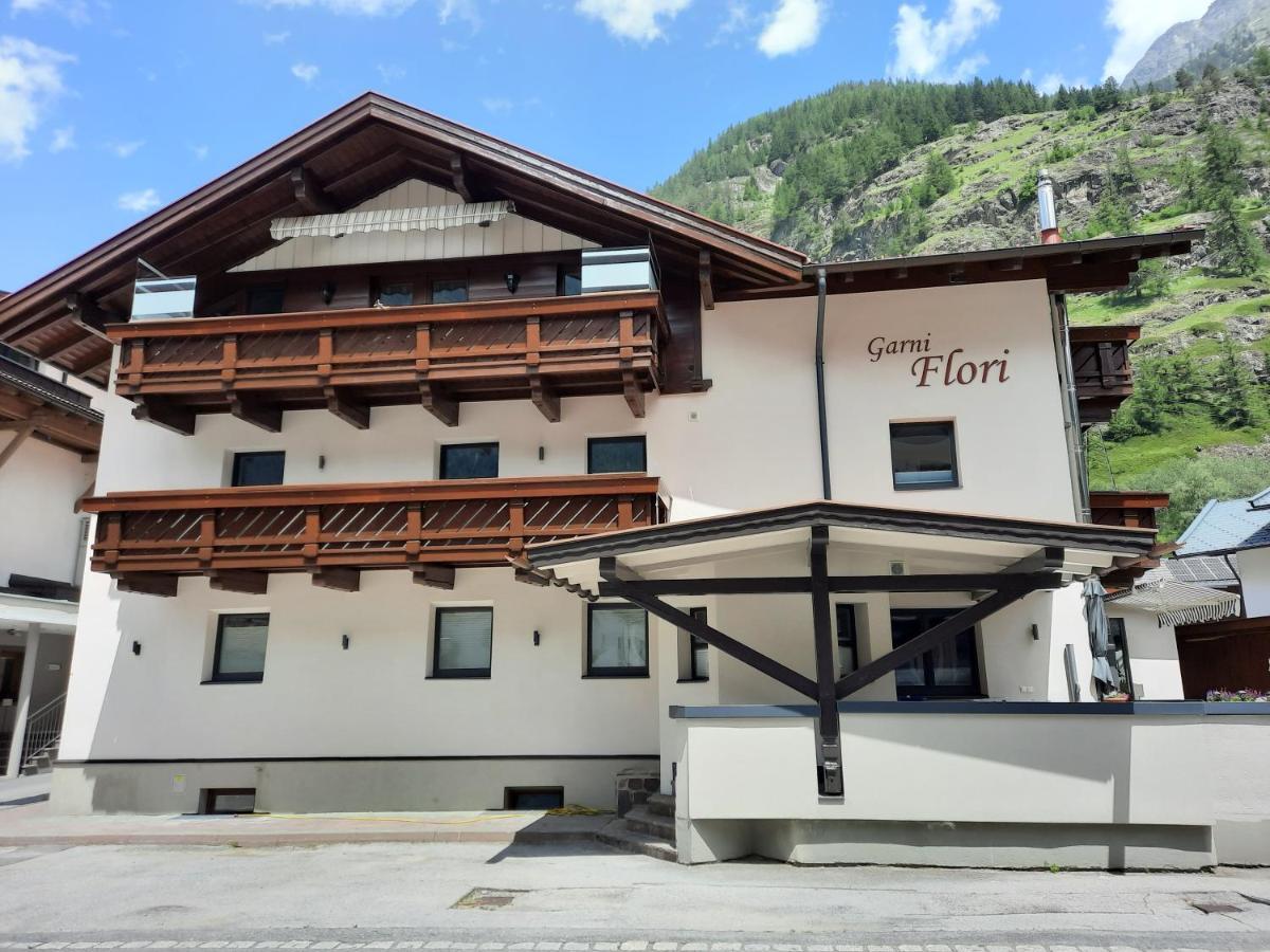 Garni Flori Villa Längenfeld Buitenkant foto