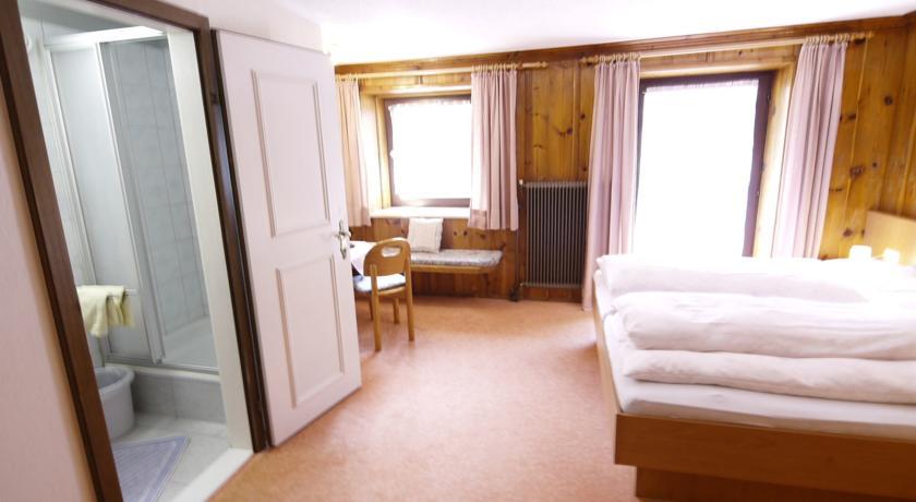 Garni Flori Villa Längenfeld Kamer foto