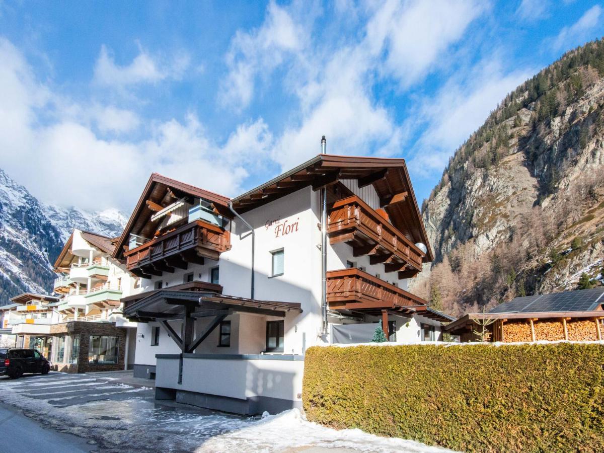 Garni Flori Villa Längenfeld Buitenkant foto