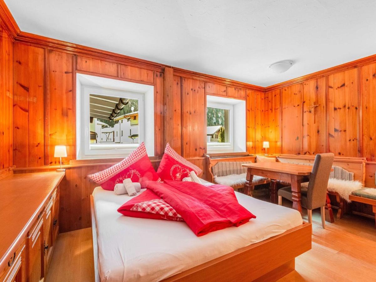 Garni Flori Villa Längenfeld Buitenkant foto
