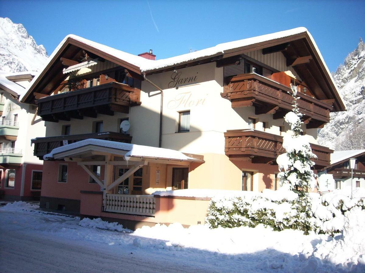 Garni Flori Villa Längenfeld Buitenkant foto